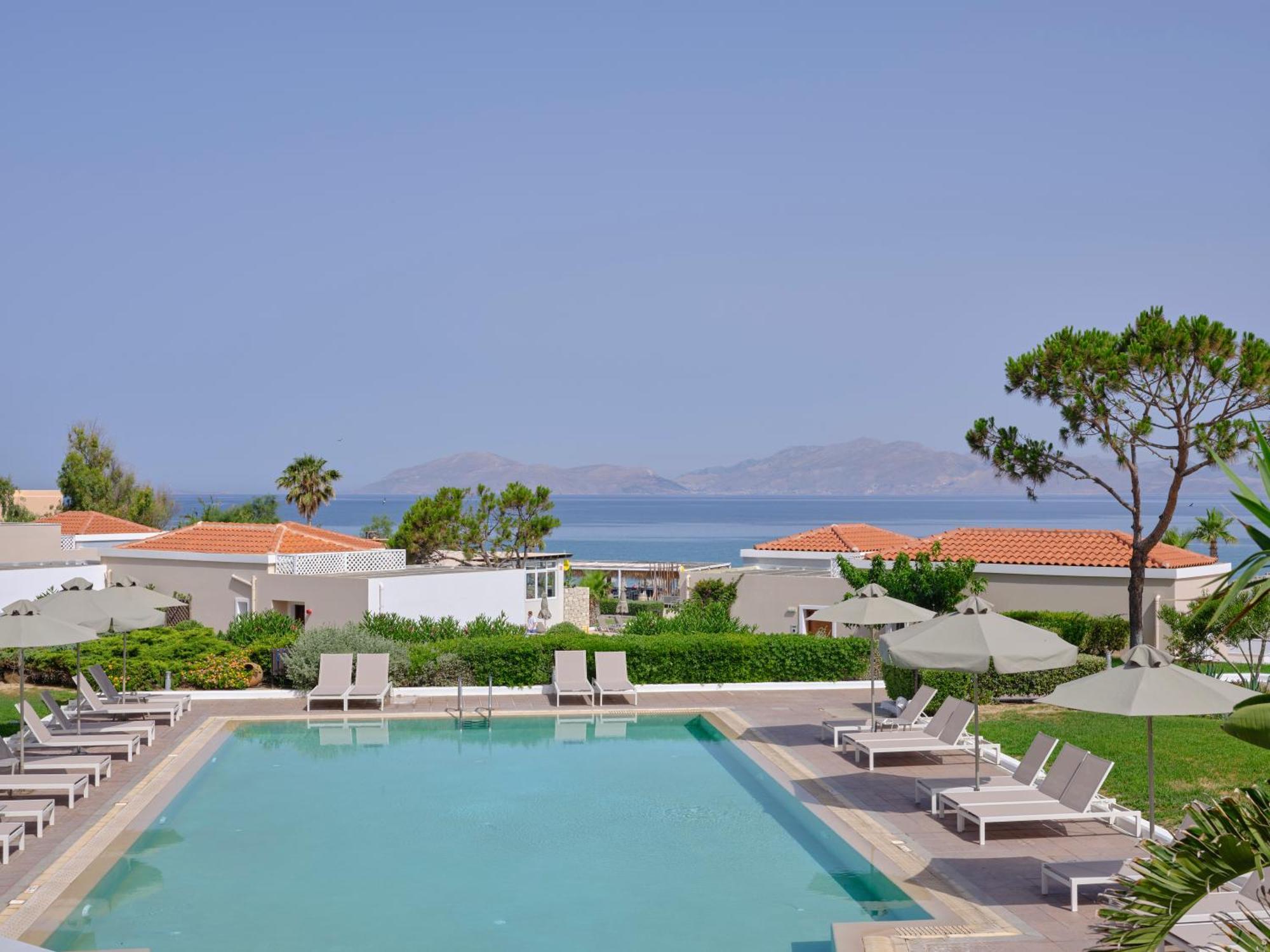מסטיכרי Atlantica Marmari Palace מראה חיצוני תמונה